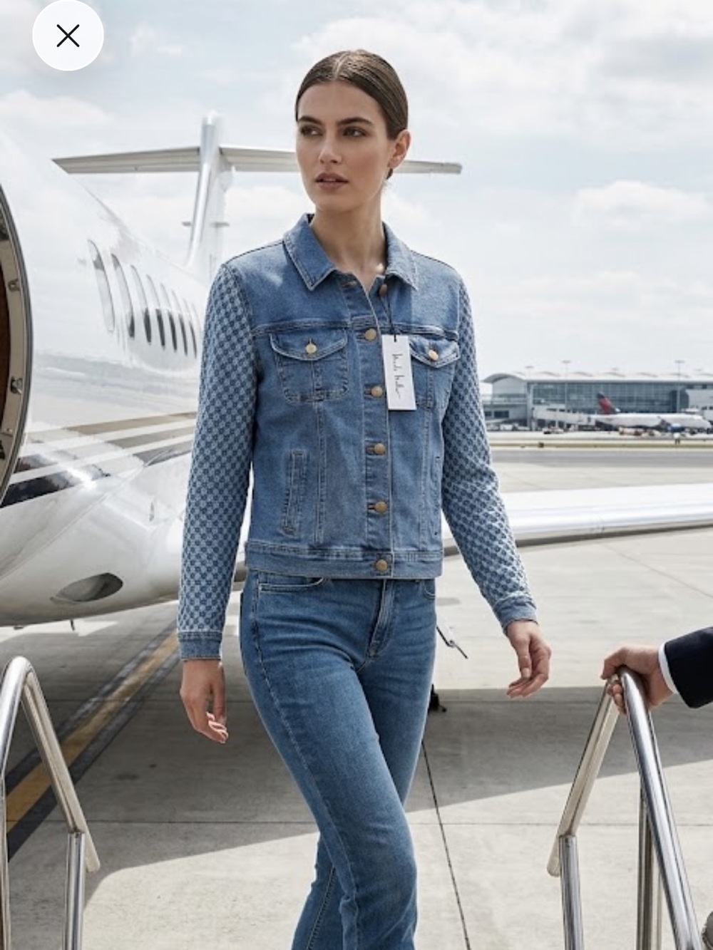 Nicole miller Blue Denim Jacket with Knit-Textured Sleeves NWT lrg 23